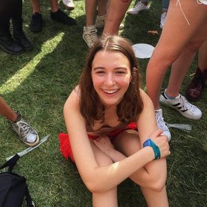 Meet your Posher, Lydia